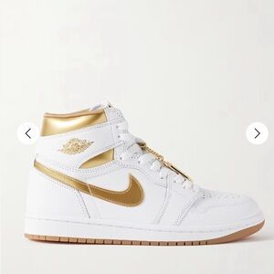 Nike Air Jordan 1 Retro in White Gold in size 6 NIB